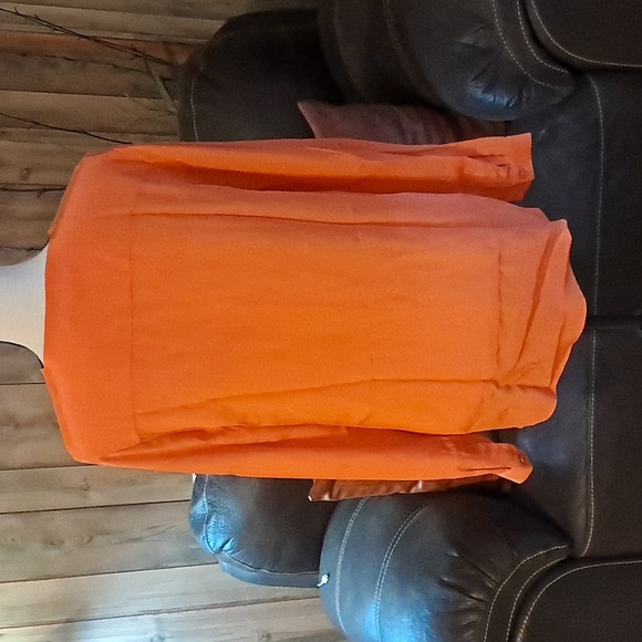 Tibi Orange V Neck Long Sleeve Pleated Asymmetrical Hem 100% Silk Top Size 8 - Picture 5 of 8